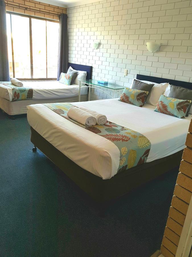 מולולאבה Twin Pines Motel מראה חיצוני תמונה