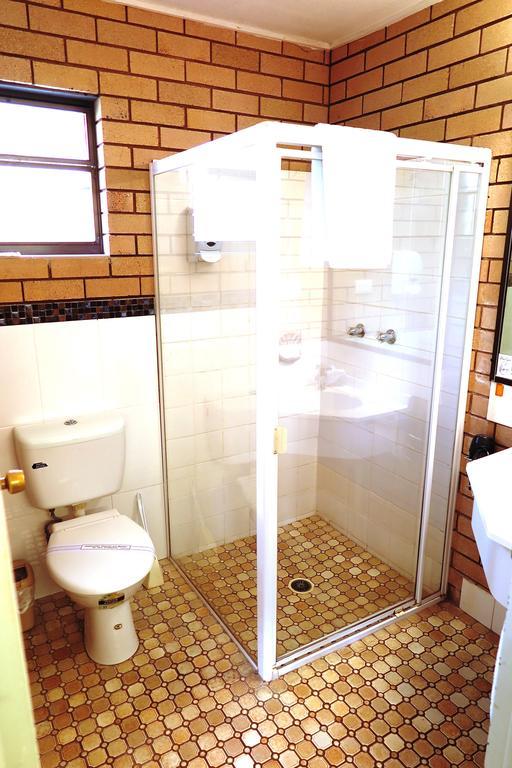 מולולאבה Twin Pines Motel חדר תמונה
