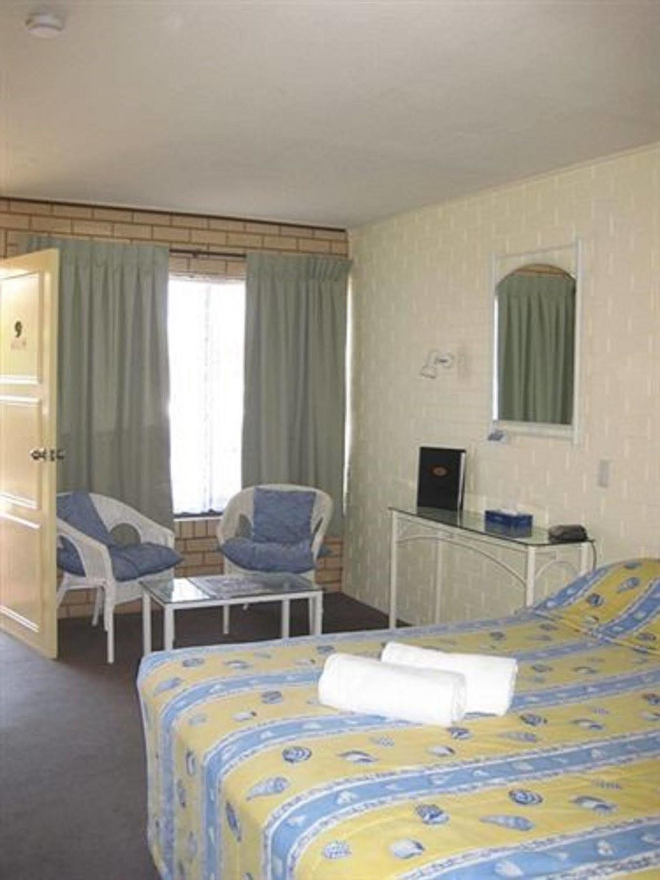 מולולאבה Twin Pines Motel מראה חיצוני תמונה