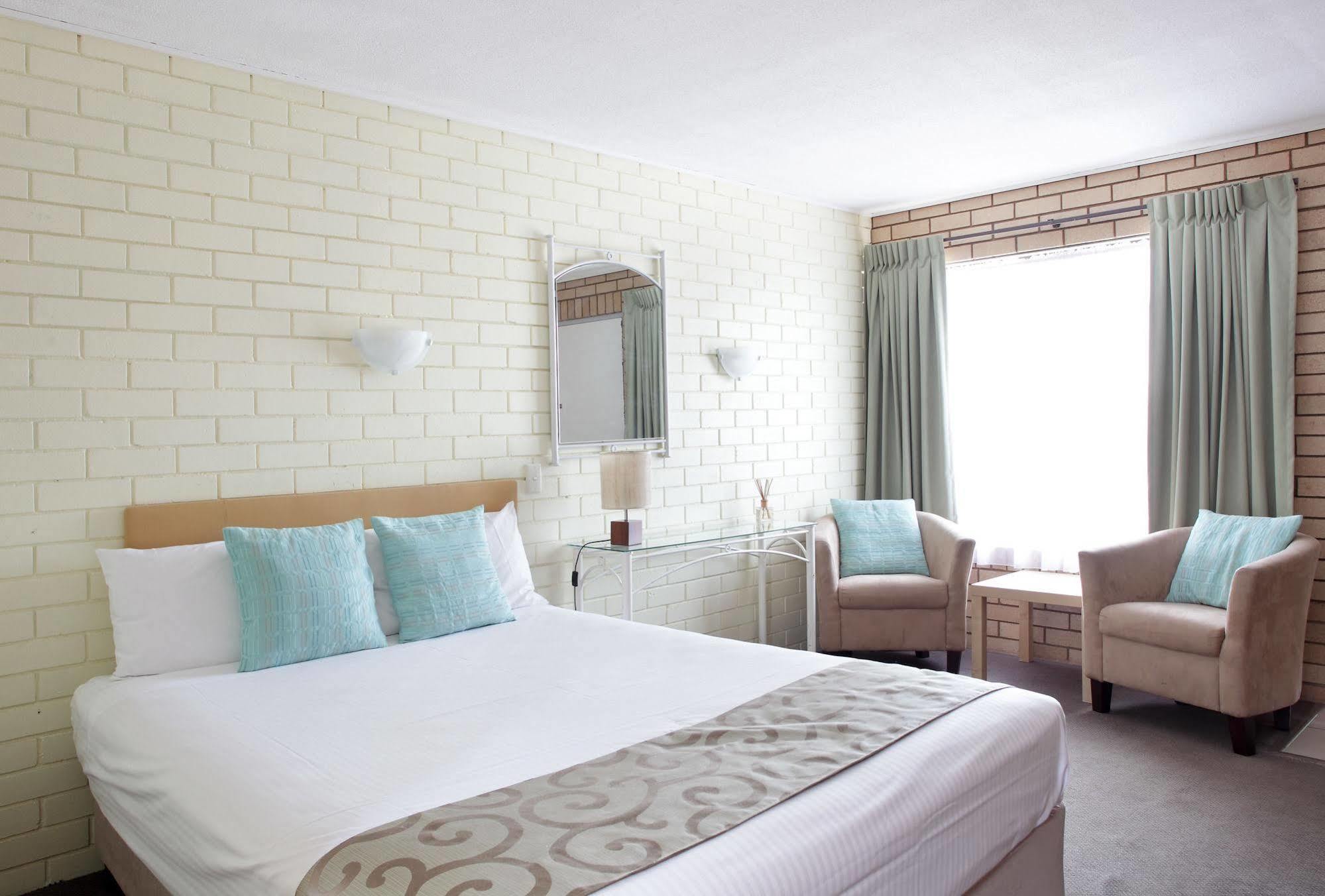 מולולאבה Twin Pines Motel מראה חיצוני תמונה